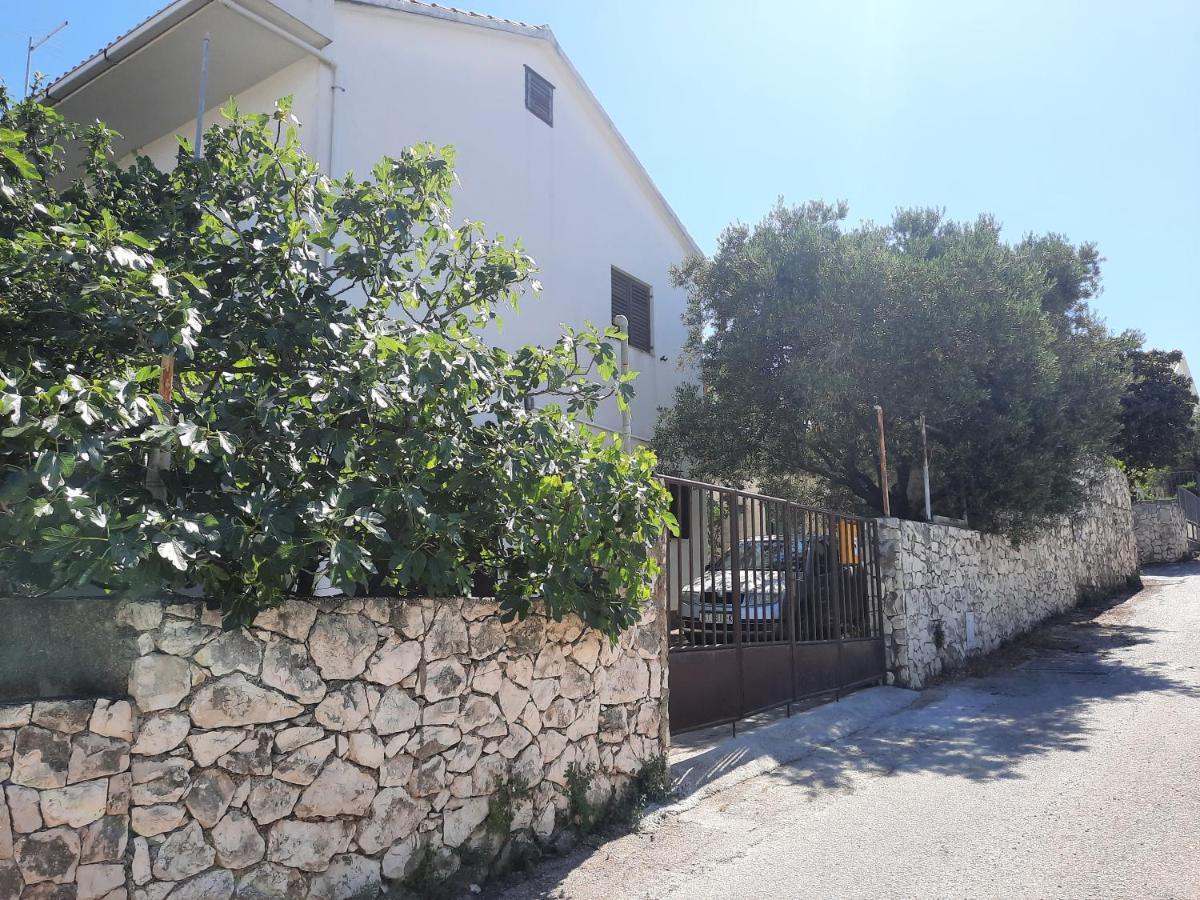 Apartment Ema Trogir Eksteriør billede