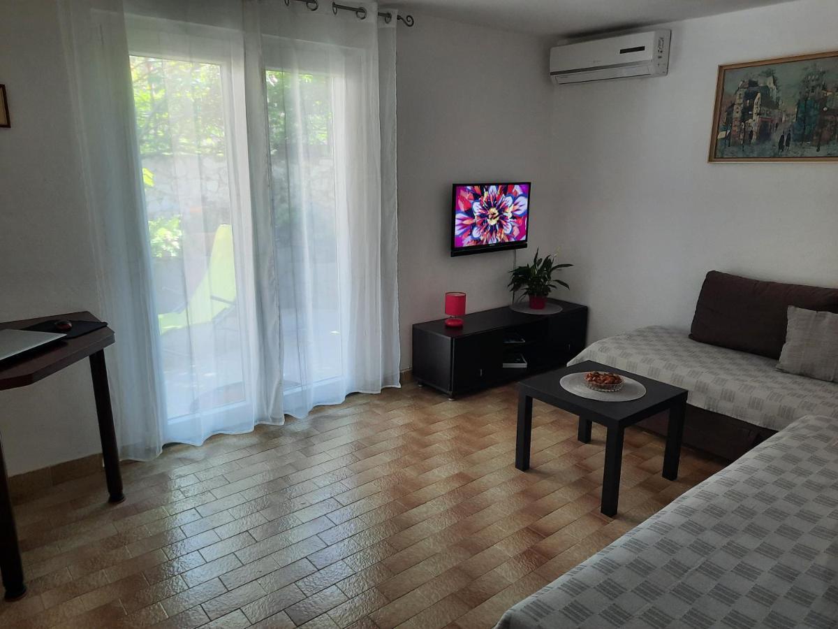 Apartment Ema Trogir Eksteriør billede