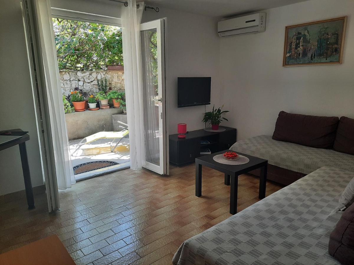 Apartment Ema Trogir Eksteriør billede