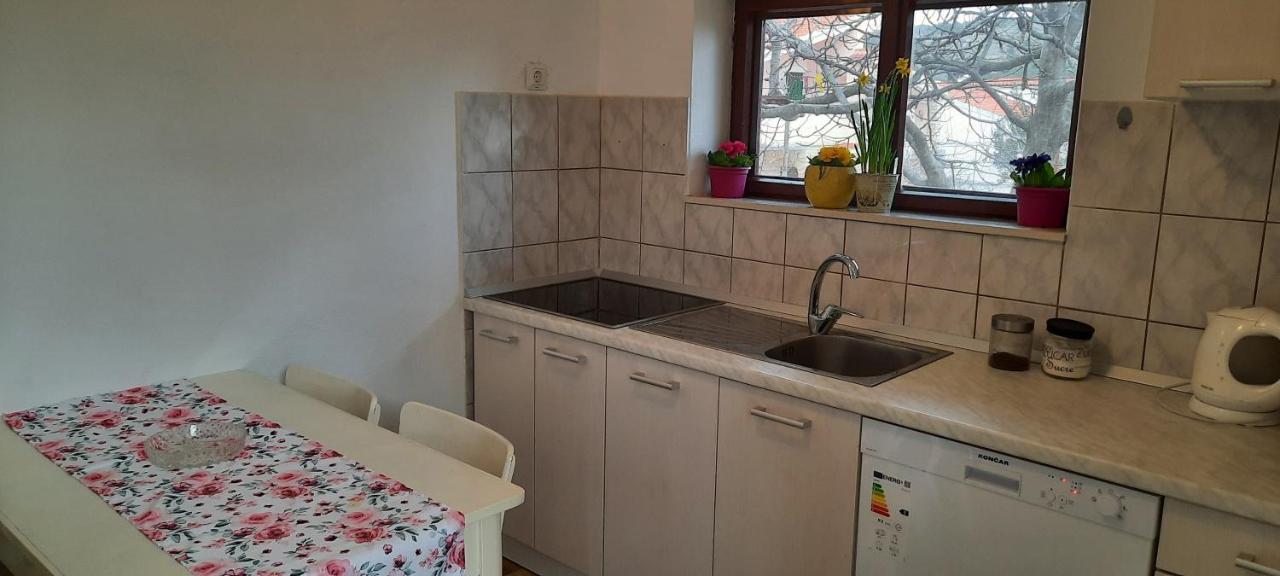 Apartment Ema Trogir Eksteriør billede